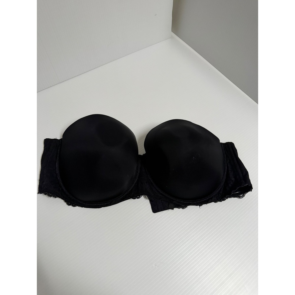 Black Strapless Molded Cup Bra with Lace Trim Size 48DDD